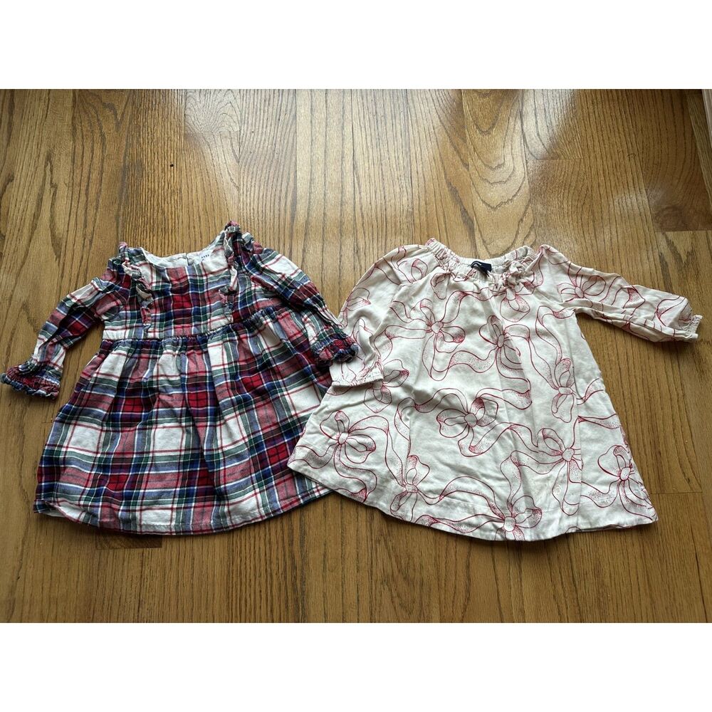 Lot of 2 Baby Gap Holiday dresses 6-12M